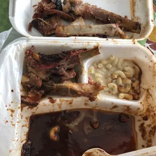 Lotsa bones, fat, burnt meat, running sauce
