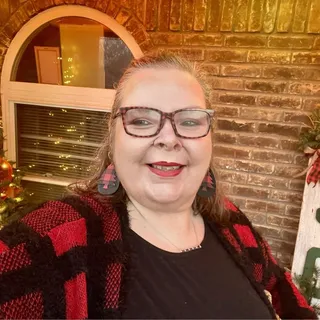 Lori S.