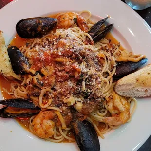 Seafood marinara