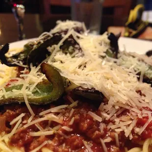 Spaghetti. Meat sauce. Green Peppers. Parmesan.