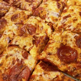 Pepperoni hand tosssed