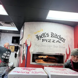 Pizza oven