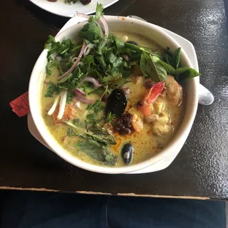 Curry Seafood Ramen