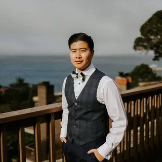Kaius V.