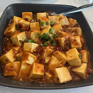 Soft Tofu in Brown Sauce