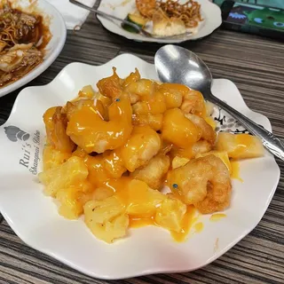 Deep Fried Shrimp with Pineapple