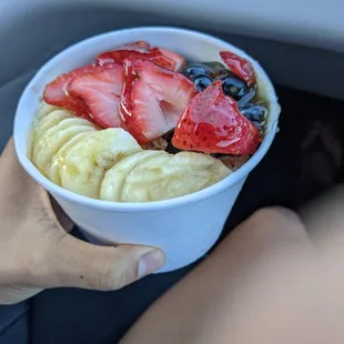Acai bowl