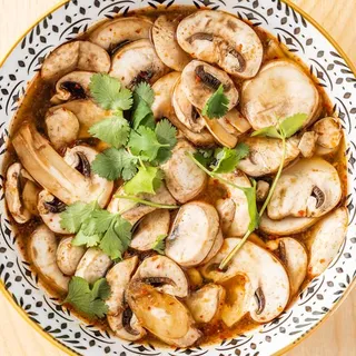 Tom Kha