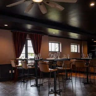 a view of a dining room with a ceiling fan