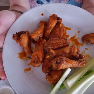 Tiny hot wings