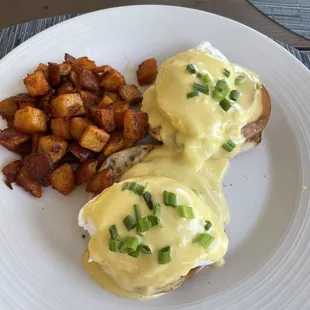 Eggs Benedict