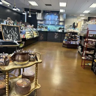 donuts, interior