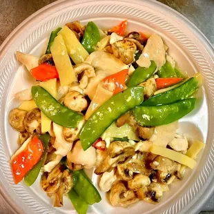 Moo Goo Gai Pan