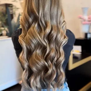 22" Hand-Tied Hair Extensions