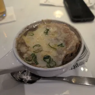 Whiskey onion soup