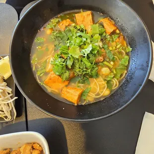 Bun Rieu