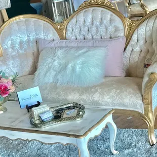 Lounge Seating