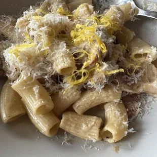 Creamy lemony rigatoni with mushrooms and bacon