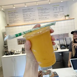 "Magic Mango Smoothie, menu