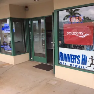 Located next to Flagship Fastlube