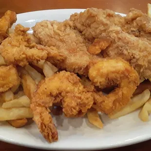 fried chicken, fried chicken wings, chicken wings and fried chicken, food, chicken, bbq chicken, chicken wings, bbq wings, poultry