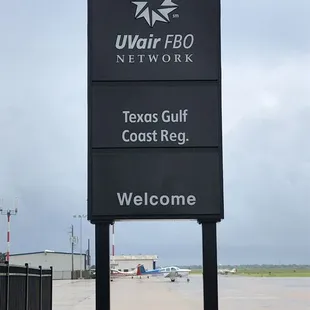 You are eating right where the planes are. Real cool.