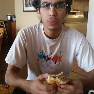 This place is super delish, friendly staff and fast service. I had a grilled cheese with bacon on rye, and it was amazing.