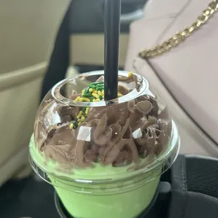 Mint-chocolate shake