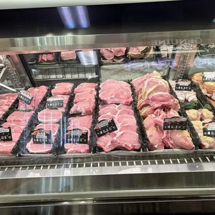 They got the meats!