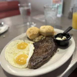 Steak N Eggs