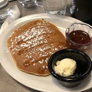 Gluten-Friendly Apple Cinnamon Pancakes