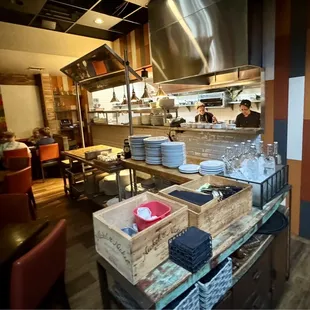 sushi and sashimi, interior