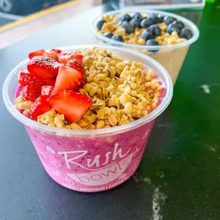 Dragon Bowl (honey &amp; strawberries)