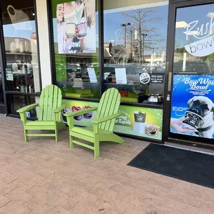 Next to Langenstein&apos;s in Old Metairie!