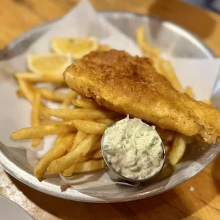 FISH AND CHIPS: tempura beer batter, tartar sauce, lemon
