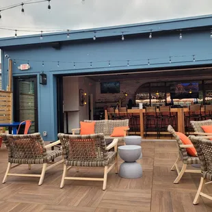 Rooftop lounge at Rusk. They also have tables for 4 with umbrellas.