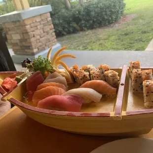 Sushi boat