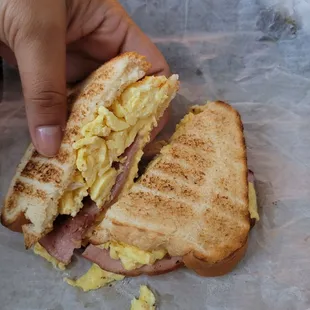 Breakfast sandwich ham