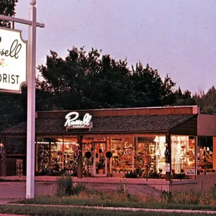 Russell Florist & Gifts