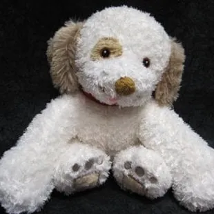 Many plush animals to choose from