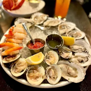 Crimson platter