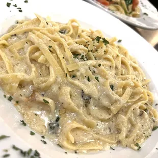 Fettuccine Alfredo