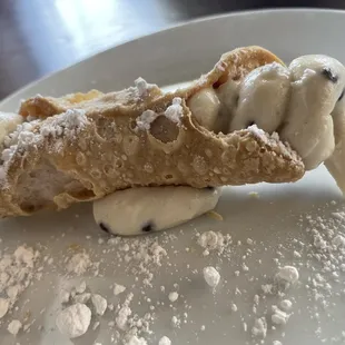 Italian Cannoli