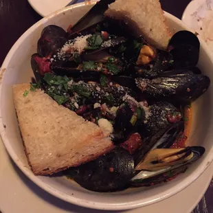 Skillet-roasted New England Mussels