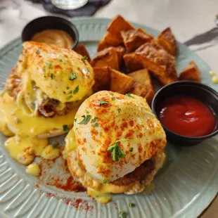 Crab Cake Benedict