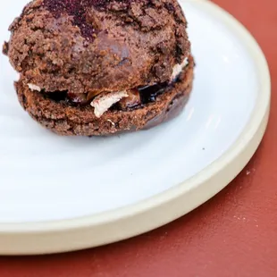 Cream Puff, Blueberry and Almond