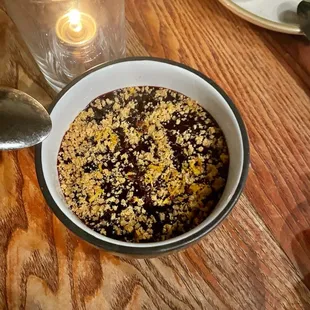 Baked vanilla cheesecake with berry compote