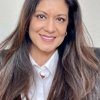 Miriam Y.