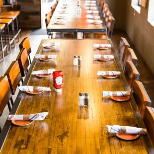sushi and sashimi, interior