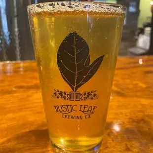 Pineapple hard cider